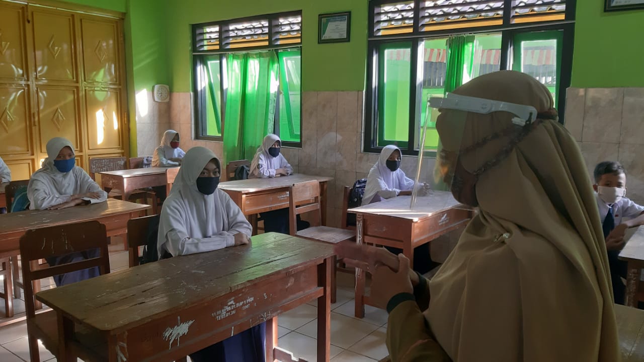 Sekolah Boleh Buka Januari 2021, Kepala Daerah Diminta Cermat